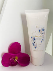 Brightening and exfoliating AHa Lactic Bright ingrown, strawberry skin lightening lotion